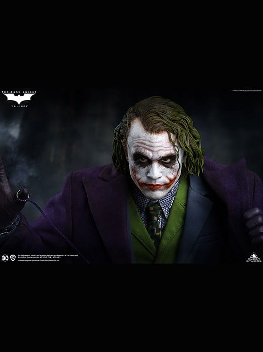 The Dark Knight Joker – Regular Edition (Batman: The Dark Knight / DC ...