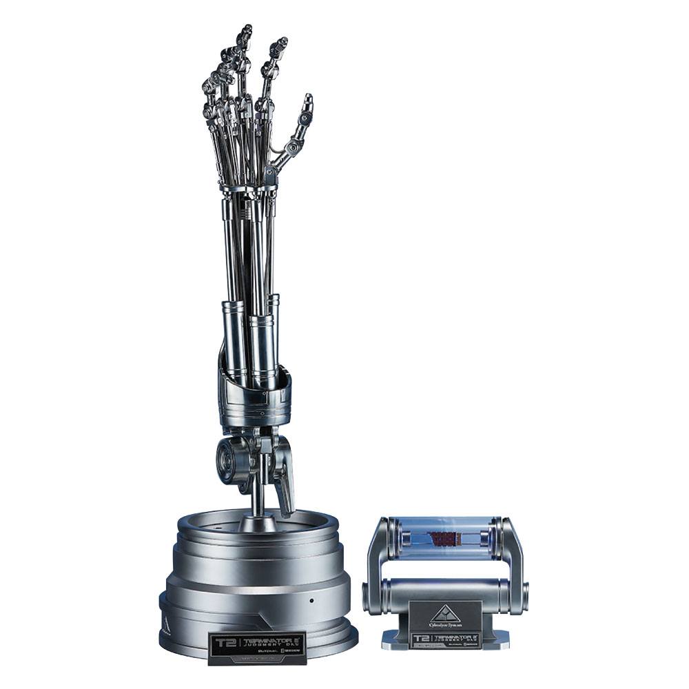T-800 Endoskeleton Arm & Brain Chip (Terminator 2) – Time to collect