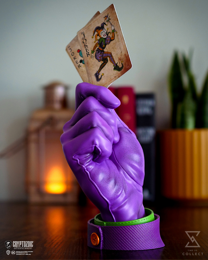 The Dark Knight Trilogy Limited Edition Joker Calling Card Collectible Ingot